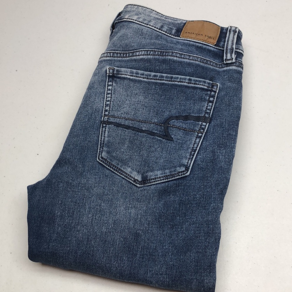 LIKE NEW AMERICAN EAGLE HI-RISE JEGGING JEANS 6/28x29 🦅